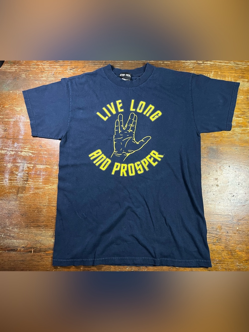 2011 Star Trek Live Long and Prosper T Shirt
